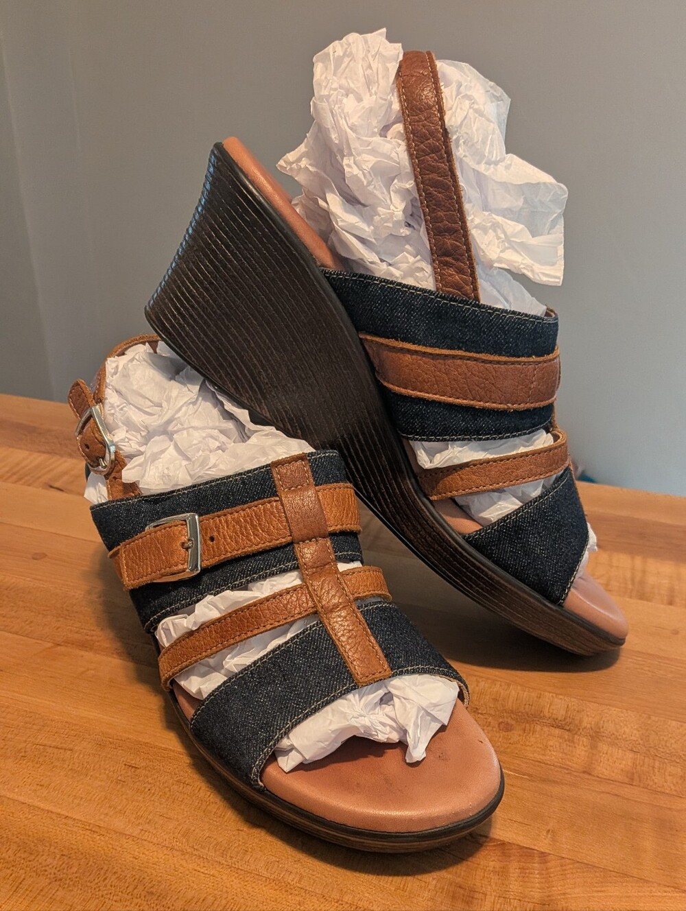 SAS San Antonio Shoemakers Denim Blue & Brown Leather Wedge Sandals Size 10M